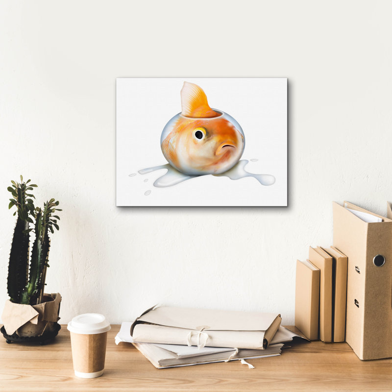  «Goldfish In Small Fish Tank» par John Hovenstine, art mural sur toile, 16 po x 12 po