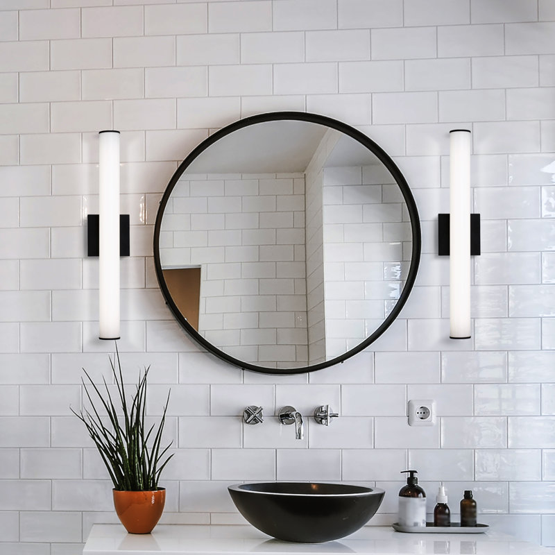 Éclairage pour meuble-lavabo rond 27W Stepridge, Noir, H 2,5 po x l 24 po x P 2,5 po