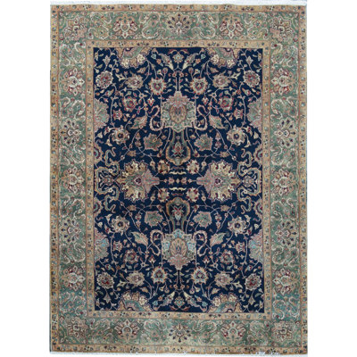 Sona Wool Oriental Indoor Rug