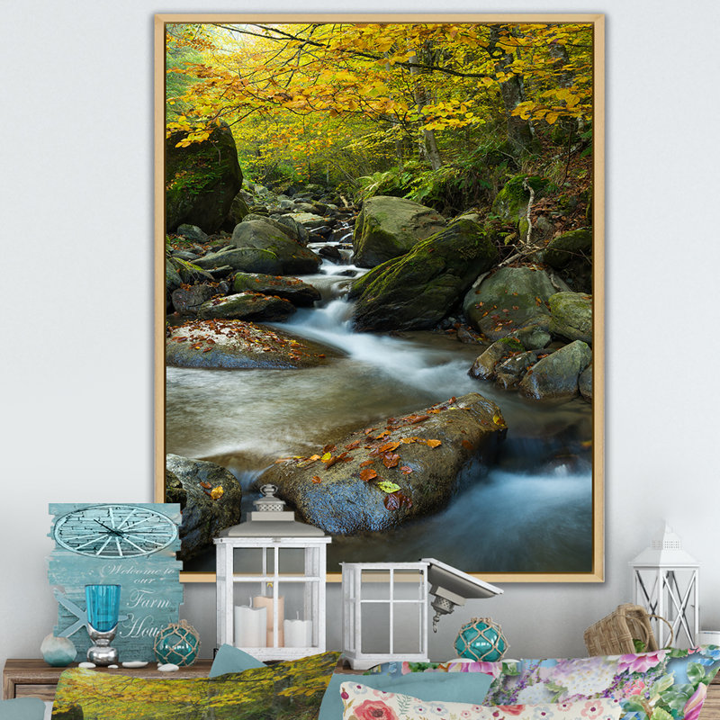«Beautiful Summer Forest Waterfall II», œuvre d'art traditionnelle sur toile, H 30 po x l 40 po x P 1,5 po