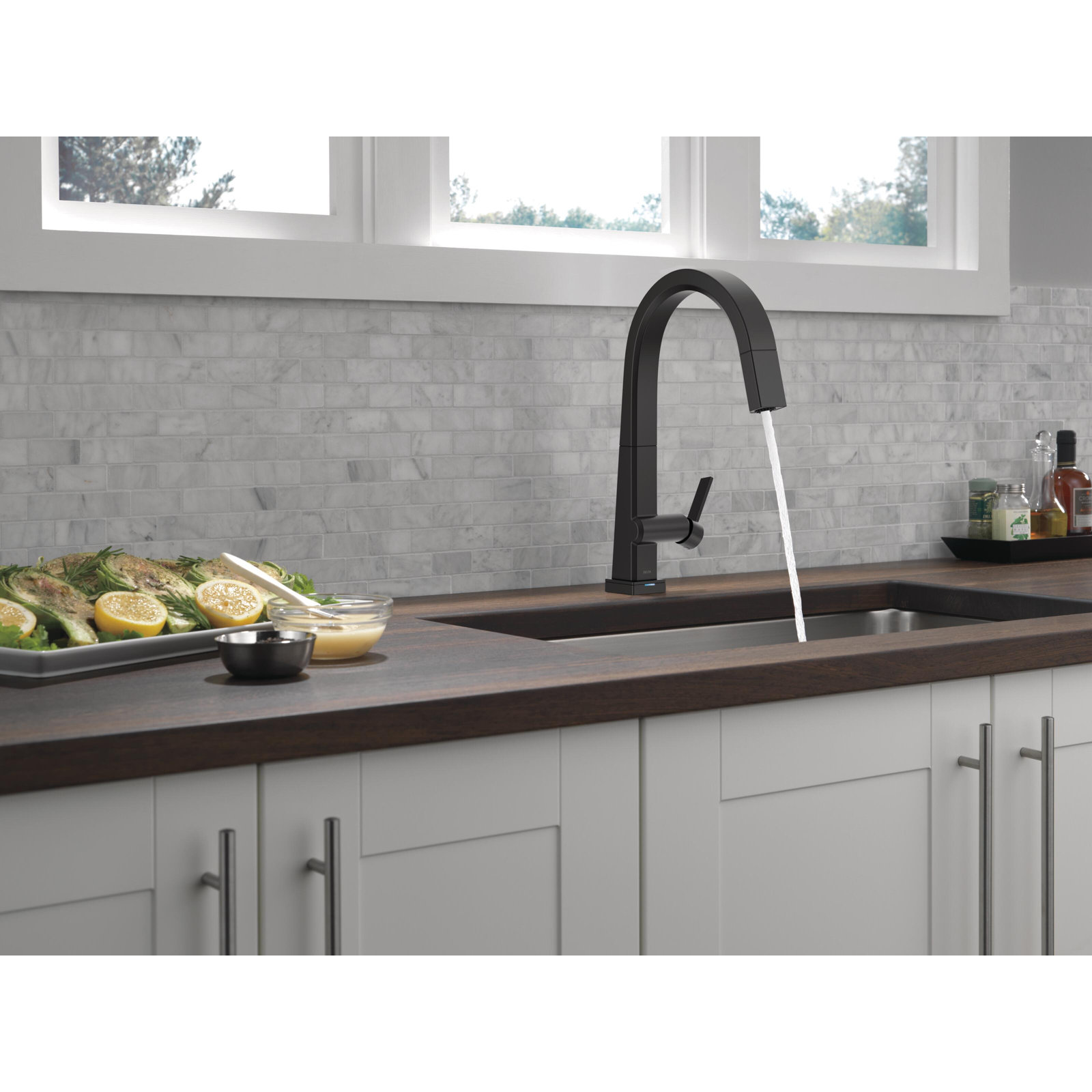 Pivotal Pull-Down Touch Kitchen Faucet, Matte Black