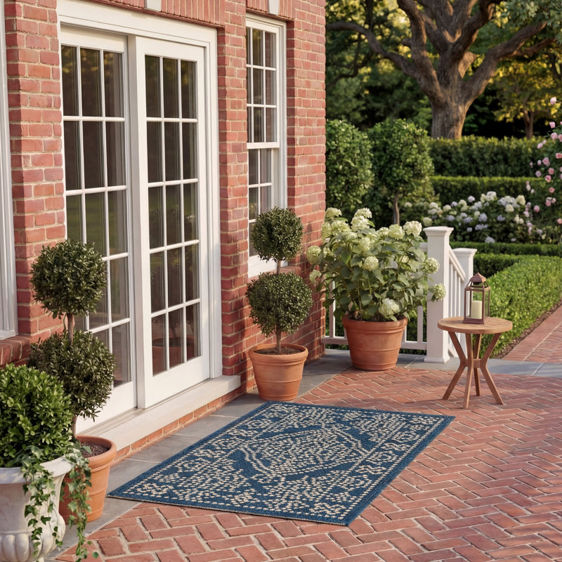 Yakhlef Performance Oriental Indoor/Outdoor Area Rug, Rectangle 2' x 3'7"