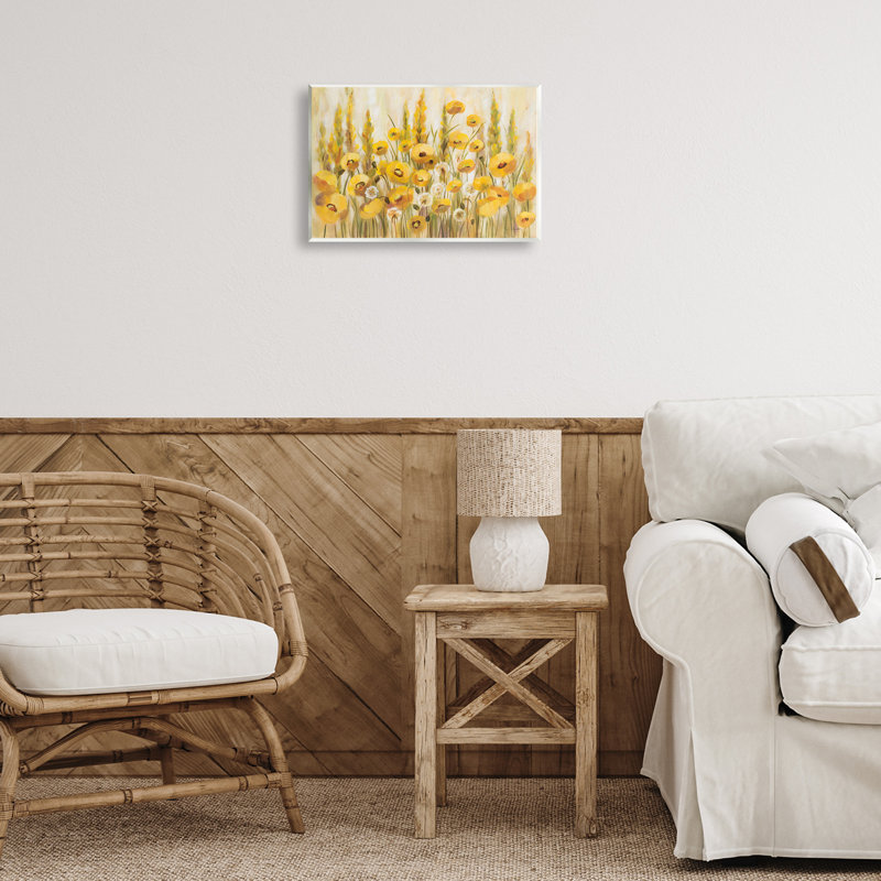 Plaque murale champ jaune de coquelicots, design par Silvia Vassileva, 10" H x 15" W
