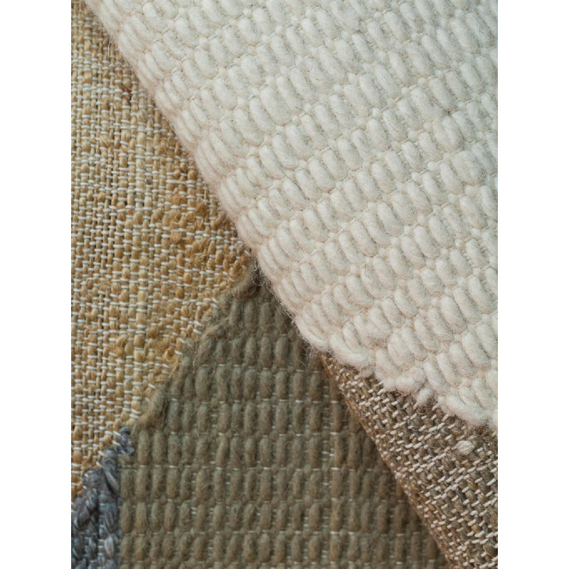Aquila Geometric Area Rug in Green/Ivory/Gray, Rectangle 5' x 8'