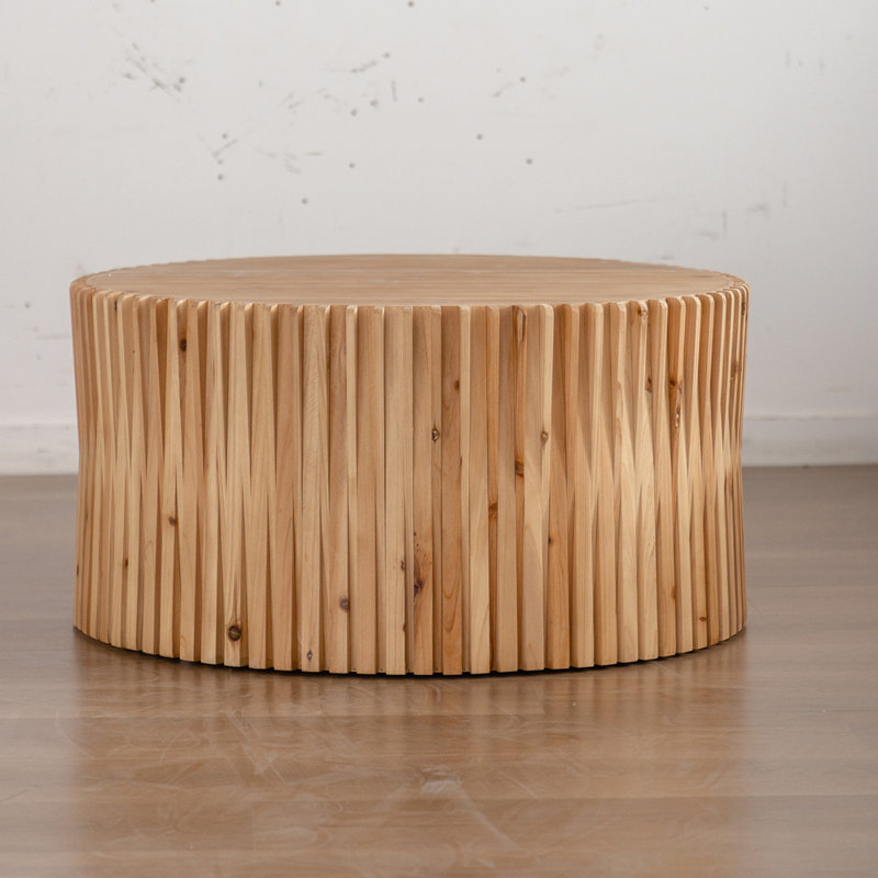 Vintage-Style Fir Wood Coffee Table with High Load Capacity and Easy Maintenance, Perfect for Elegant and Cozy Living Spaces.