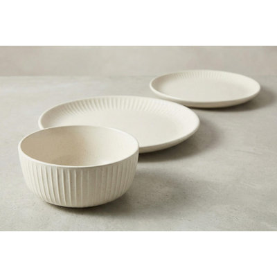 Service de table en grès gaufré 12 pièces, service pour 4, blanc os moucheté