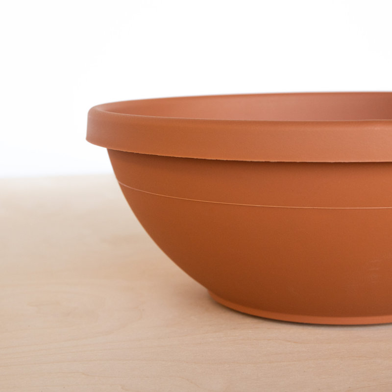 Terra Traditional Plastic Indoor/Outdoor Round Planter Bowl, 5.5" H x 14" W x 14.06" D, Terra Cotta