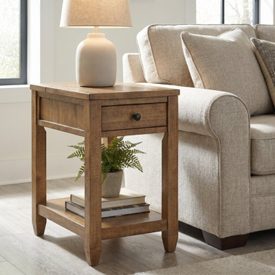 Table de bout en bois massif avec station de charge Sarcoline