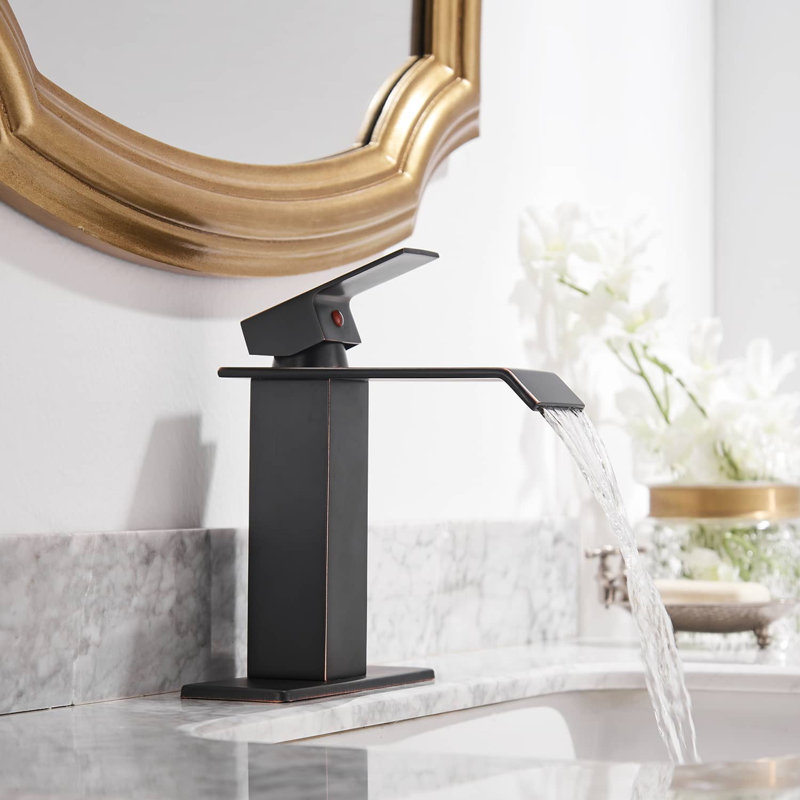 Single-Hole Single-handle Bathroom Faucet with Drain Assembly, Oil Rubbed Bronze