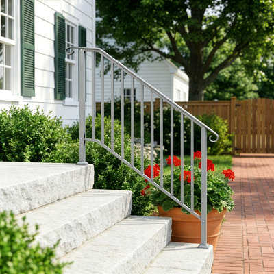 Sliver 4-Step Iron Stair Handrail