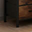 Table de chevet rétro pour chambre brune avec station de charge, bande lumineuse à DEL, port USB, prise, double tiroir en tissu et tablette de rangement.-2089933281