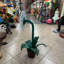 Petite statue de marguerite blanche en pot
