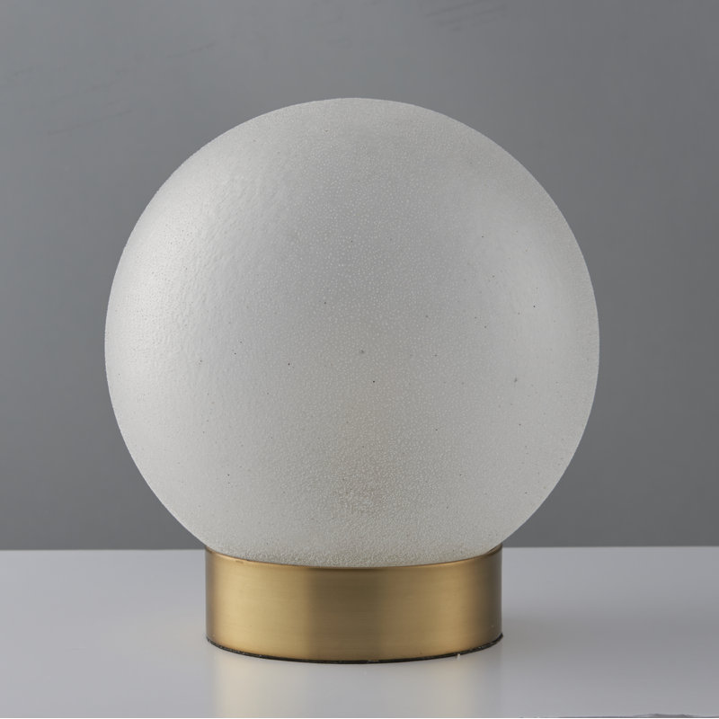 Gracia Globe Lamp