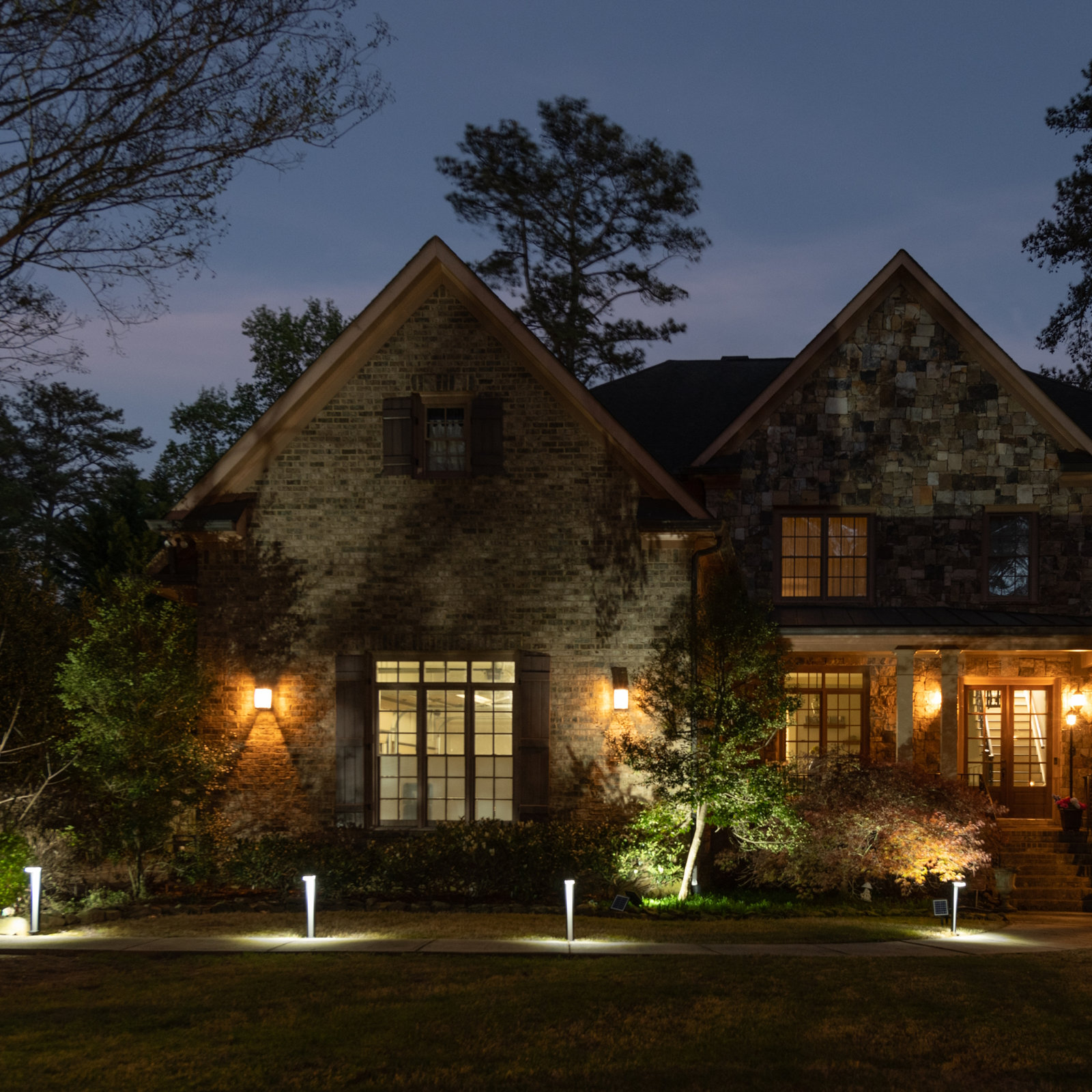Sentry 2-Piece Solar LED Pathway Light, Bright White