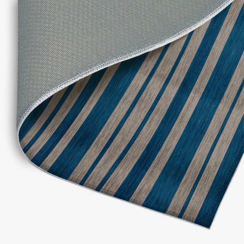 HorizontalStripes Green Indoor and Outdoor Area Rug, Rectangle 2' x 3'