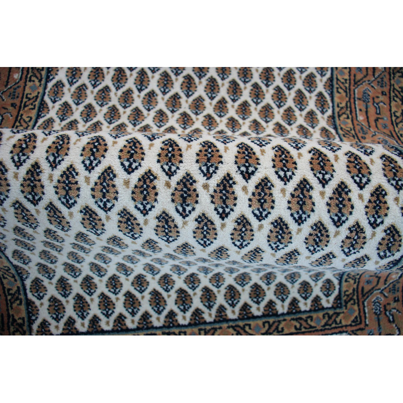 Indo Oriental Area Rug, Runner 2'5" x 6'7"