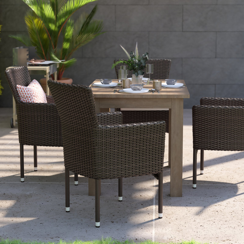 Chaises et coussins de patio intérieur / extérieur en acier avec cadre en osier, Blanc, Brun