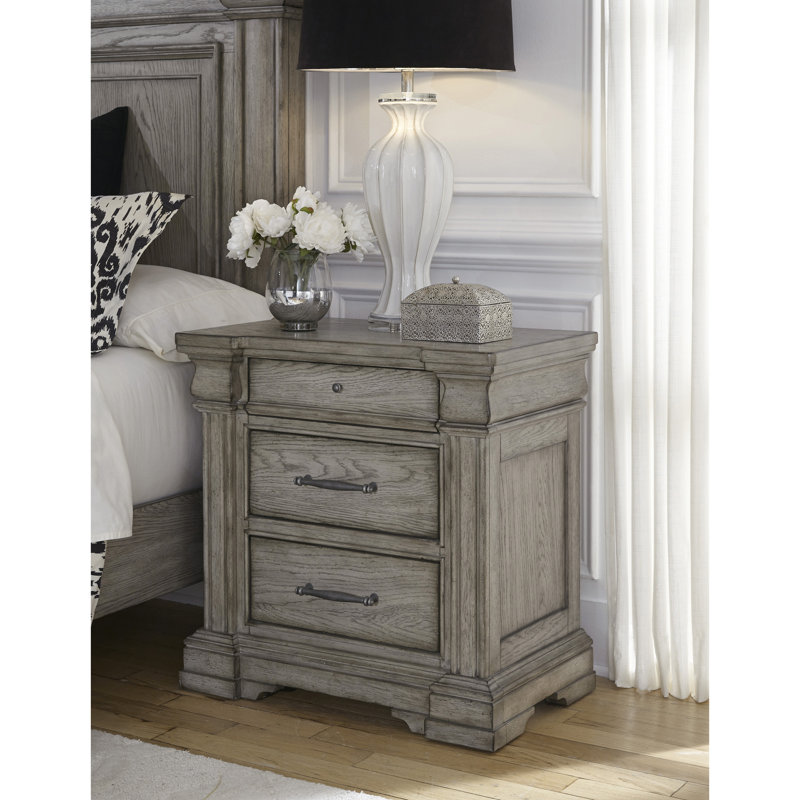 Jahanna 3 Drawer Nightstand with USB, Gray