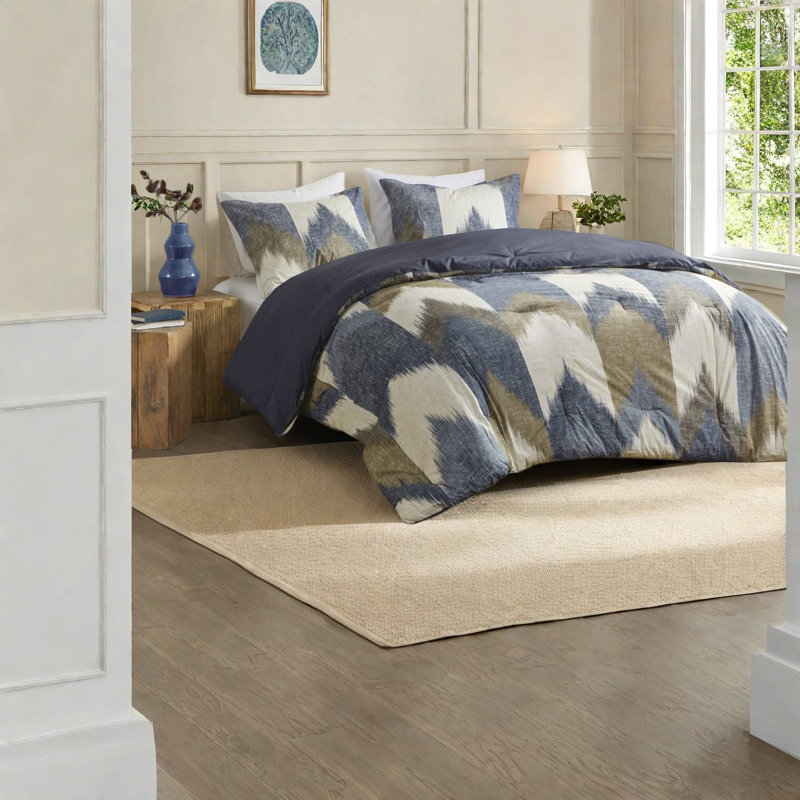 Comfortable Bedding Sets With Hypoallergenic Polyester, Ikat Chevron Design, Home Bedroom