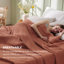 Couverture gaufrée Bedsure en coton et rayonne de bambou, légère et respirante pour un confort toute l'année-108924549-108924545