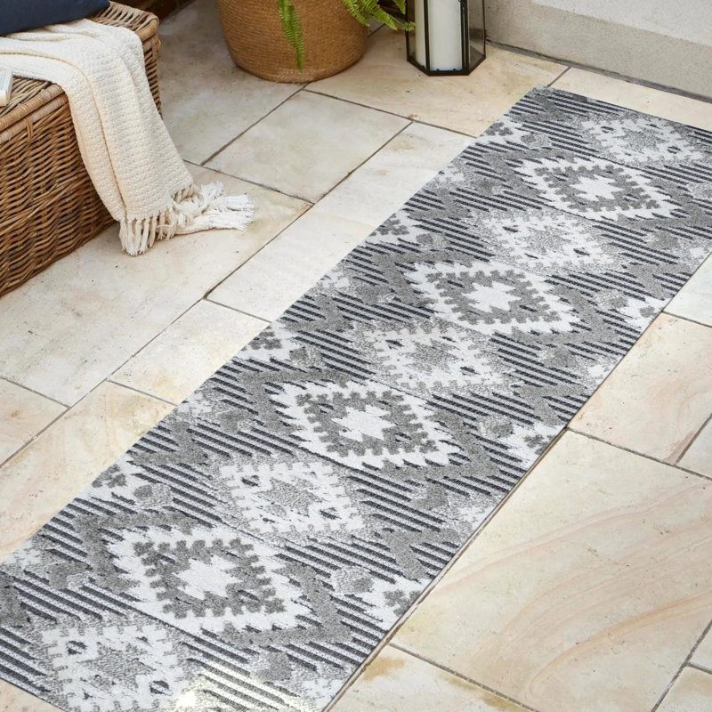 Joaquin High-Low Pile Neutral Diamond Kilim Gray/White/Black Indoor/Outdoor Rug, Runner 2' x 8'