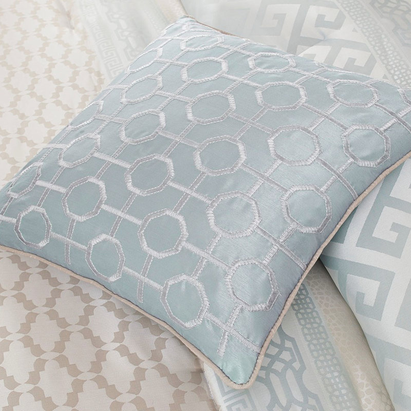 King Comforter Collection - 7 Piece , , Machine Washable, Steam , And Wrinkle- Decorative Pillows, Bed Skirt, In Design, Fill Pillows Skirt