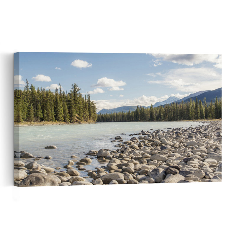 Paysage paisible et serein au bord d'une rivière en montagne (affiche murale), 16" H x 24" W