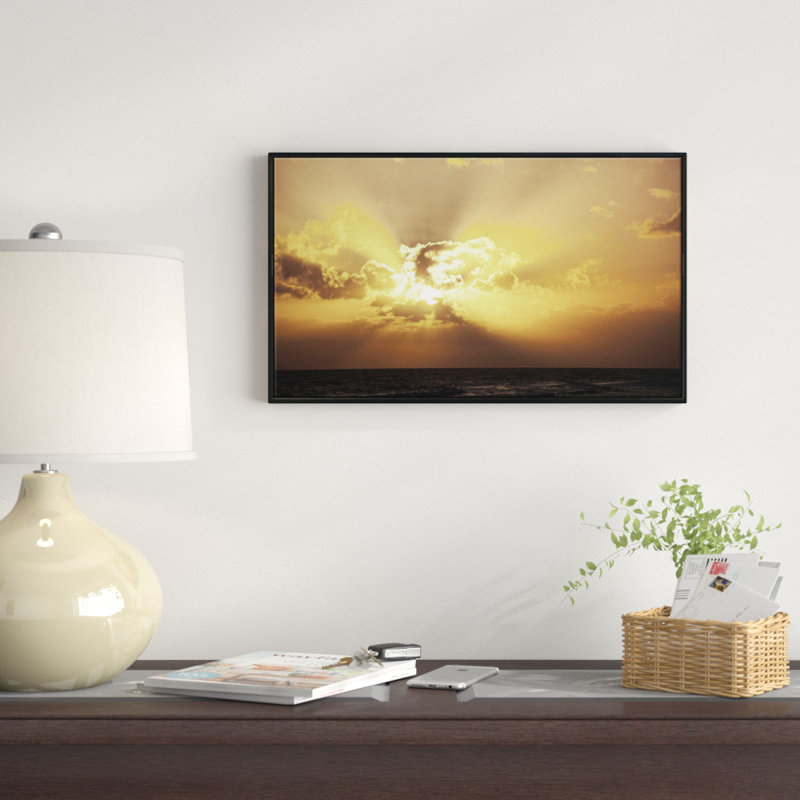 «Majestic Sea Sunset Through Clouds», reproduction de photo sur toile tendue encadrée, H 12 po x l 20 po x P 1 po