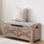 Coffre de rangement Gaomon - un banc de rangement en bois équipé de sièges et de deux charnières de sécurité, conçu comme un banc d'entrée avec rangement et un charmant coffre de ferme convenant à la chambre et au salon, en gris.