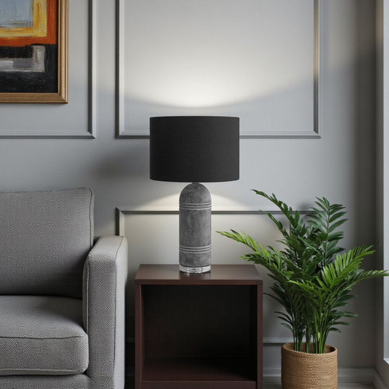 Lampe de table standard en résine grise avec abat-jour noir Eva, H 27,86 po x l 15,84 po x P 15,84 po