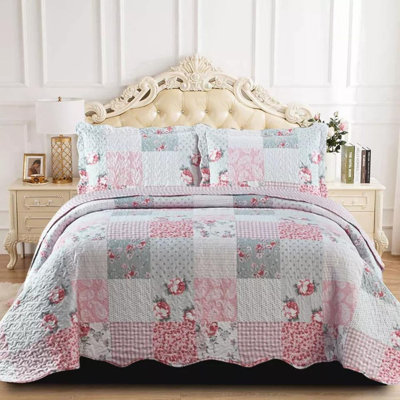 Polyester Patchwork Bedspread with Pillowcases