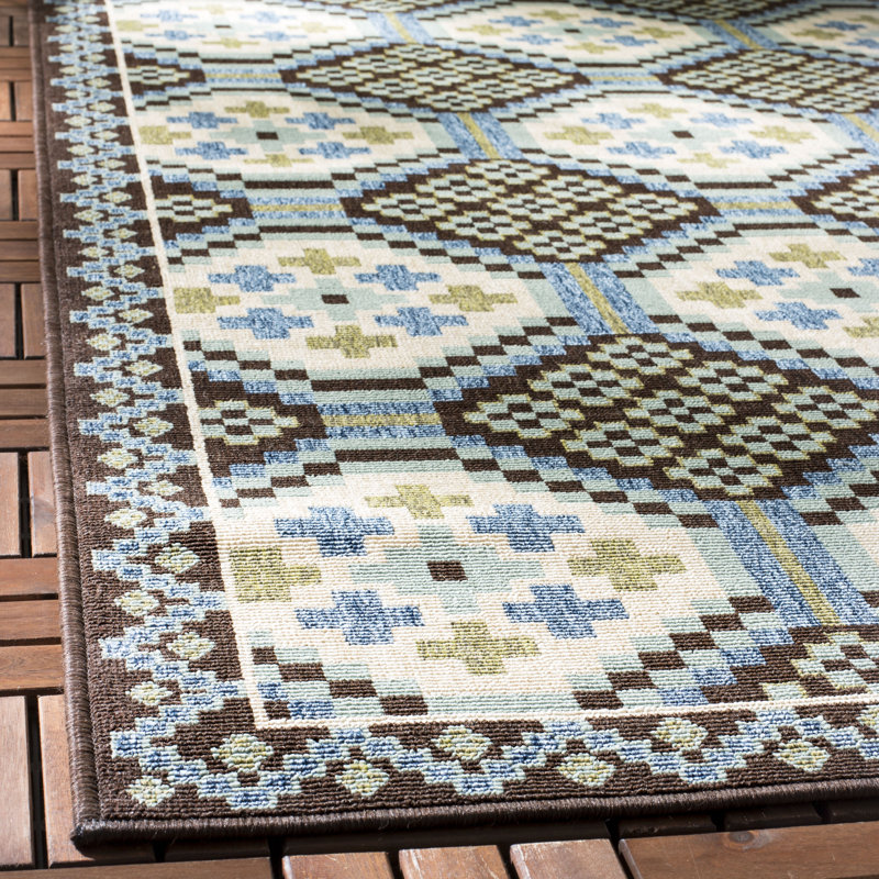 Veranda Performance Geometric Indoor/Outdoor Area Rug, Rectangle 5'3" x 7'7"