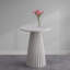 Table d'appoint en aluminium avec base à texture ciseau-107272257-107272258