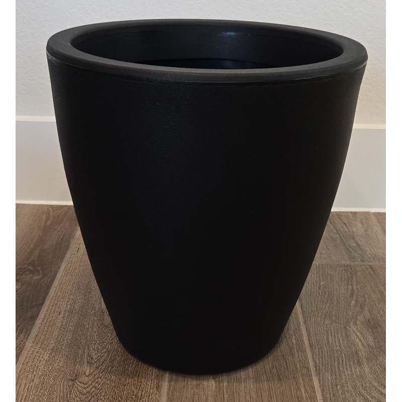 Violeta Medium, 17" H x 16.2" W x 16.2" D, Black