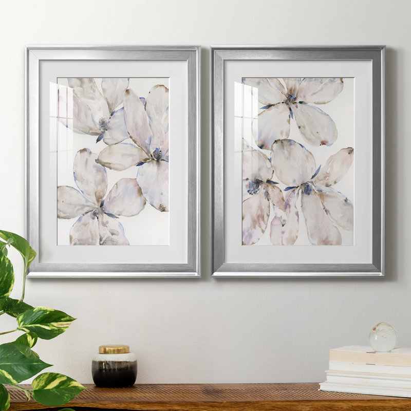 Soft Wind Flowers I, reproduction encadrée de qualité supérieure - prête à être accrochée, H 42,5 po x l 61 po x P 1 po