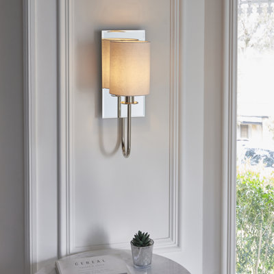Everiz Steel Armed Sconce