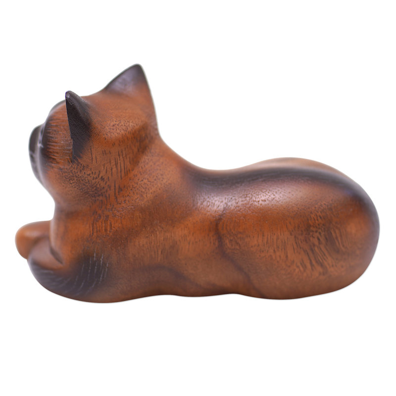 Figurines & Sculptures