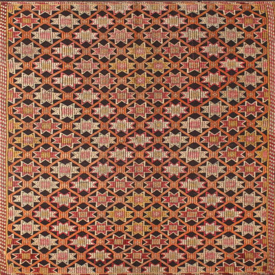 Tapis géométrique brun