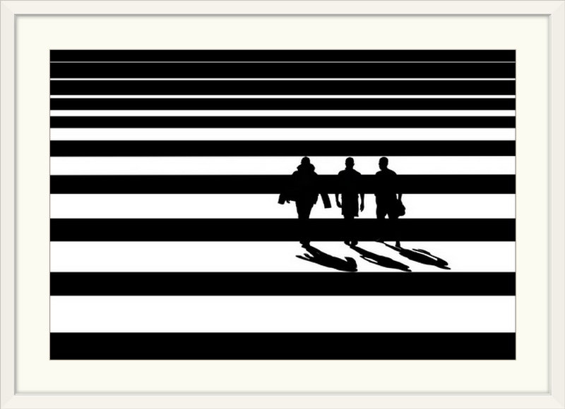 «Straub« Horizontal »par Natalia Baras, impression, Cadre blanc, H 32 po x l 44 po x P 1 po
