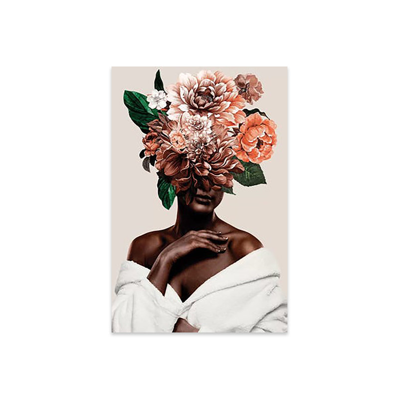 «Woman with Flower II», reproduction sur verre acrylique, H 24 po x l 16 po x P 0,25 po