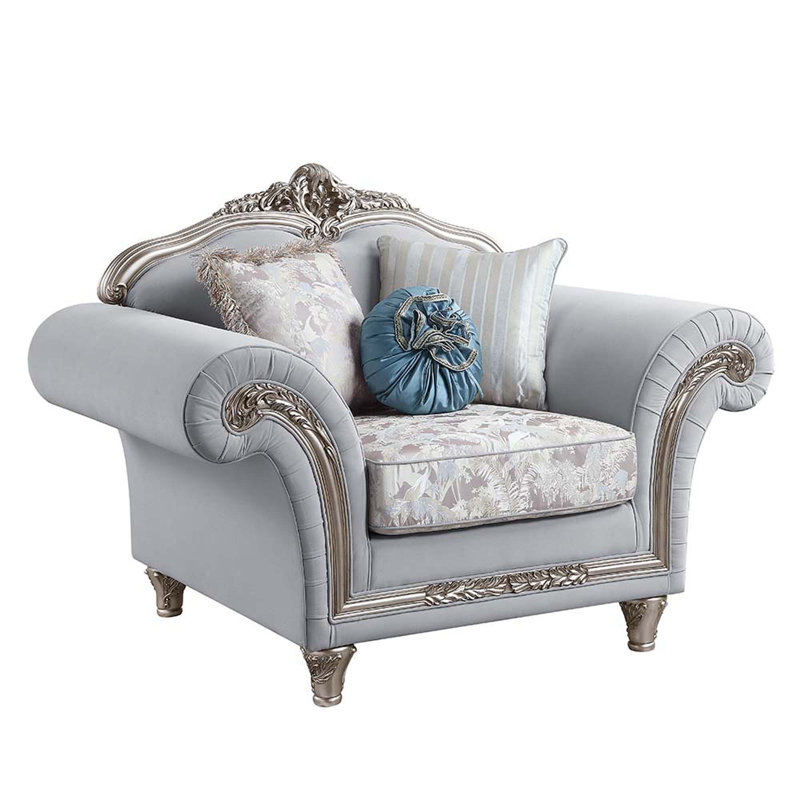 Chaise Pelumi