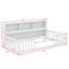 Lit simple simple avec bibliothèque, diverses tablettes de rangement et garde-corps-653838815