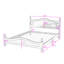 Lit plateforme en bois avec tête de lit et lattes robustes, design rétro-290808483-290808482