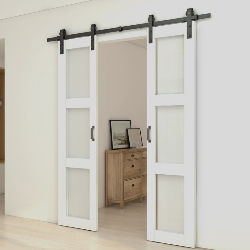 Porte de grange coulissante double en verre trempé givré 3-Lite avec poignée, 42 po x 84 po, Blanc