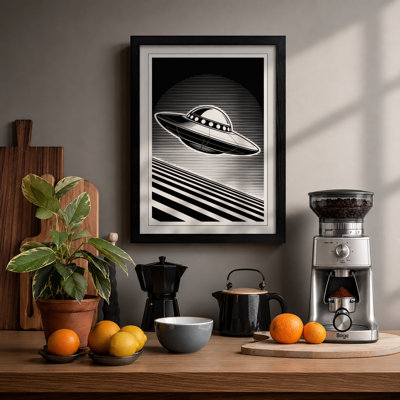 Saucer Retro - Framed Print