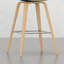 2 tabourets rembourrés de mousse avec placage en bois naturel et cadre moderne de style Mid-Century
