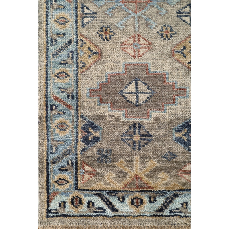 Oriental Area Rug in Gray