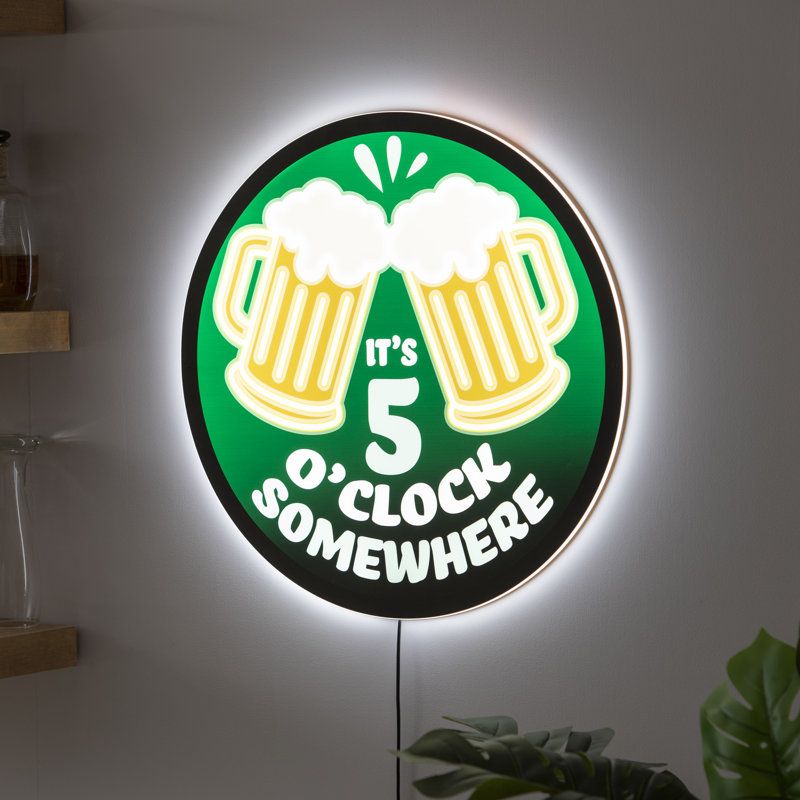 5 O'clock Somewhere Wall Décor