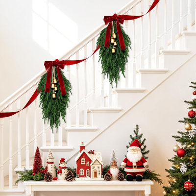 Christmas Teardrop Swag for Front Door, Artificial Pine Cedar Greenery Swag ， Farmhouse Hanging Christmas Decor for Porch Fireplace Staircase Wall