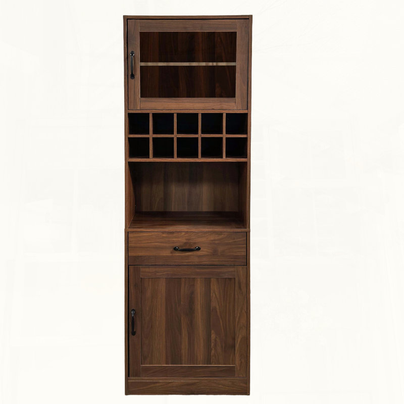 Garde-manger de ferme avec rangement pour bar à vin